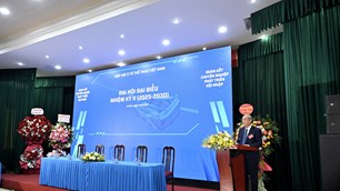 Ông Vương Bích Thắng tiếp tục được tín nhiệm giữ cương vị Chủ tịch Hiệp hội Ô tô Thể thao Việt Nam