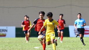 Hoàn tất danh sách 8 đội vào tứ kết