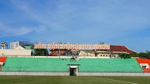 Cuộc cạnh tranh quyết liệt cho 3 suất thăng hạng