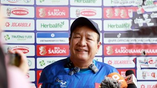 “Tuyển nữ Việt Nam từng bước trẻ hóa lực lượng”