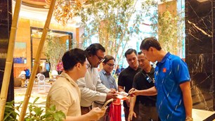 ĐT Việt Nam đến Jakarta, hướng tới trận gặp Pakistan
