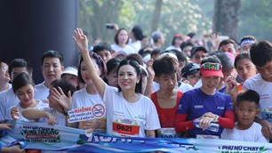 Những bước chạy vì không gian không khói thuốc