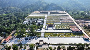 Vị Xuyên đón hơn 19 nghìn lượt người về tri ân các Anh hùng liệt sĩ