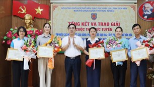 Trao giải Cuộc thi tìm hiểu các nghị quyết của Đảng và pháp luật về đạo đức công vụ