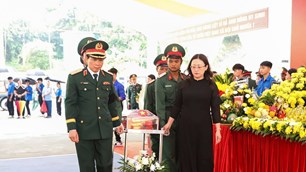 Lào Cai tổ chức truy điệu và an táng 9 hài cốt liệt sĩ tại xã Bát Xát
