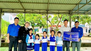 Tuổi trẻ xã Ô Lâm chung sức xây dựng quê hương giàu đẹp