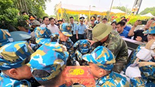 Quy trình nghiêm ngặt lấy mẫu ADN giám định danh tính liệt sĩ 