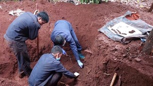 Gia Lai: Quy tập 11 hài cốt liệt sĩ tại khu vực làng Sơr 