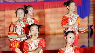 Phường Tây Hồ mang Trung thu trọn niềm vui đến các em thiếu nhi