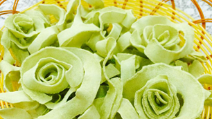 Mứt dừa vị trà xanh và cà phê: món ngon lạ miệng dễ làm 