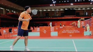 Từ sân trường đến màu áo Việt Nam