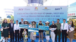 Đà Nẵng đón chuyến bay đầu tiên từ Osaka sau thời gian gián đoạn