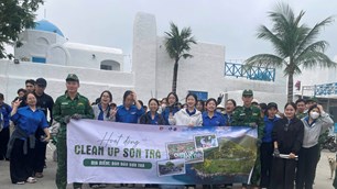 “Clean Up Son Tra” lan tỏa lối sống xanh