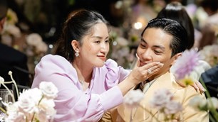 Phan Hiển chịu đựng Khánh Thi