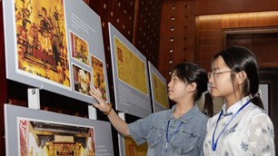 Mở hướng tiếp cận mới từ tư liệu làng xã và dòng họ