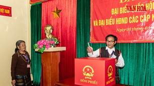 Ngày hội của đồng bào Bru - Vân Kiều