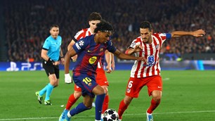 Tứ kết Champions League: Barca sụp đổ trên sân nhà, Liverpool bất lực trước PSG