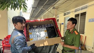 Buôn lậu qua biên giới núp bóng shipper, len vào thương mại điện tử