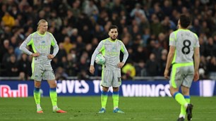 Man City rơi điểm trước Everton, hụt nhịp trong cuộc đua vô địch  