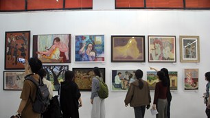 168 tác giả nữ góp mặt tại triển lãm mỹ thuật “Hương sắc tháng 3”