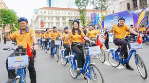 Hơn 1.500 người cùng đạp xe, lan tỏa tinh thần du lịch thể thao