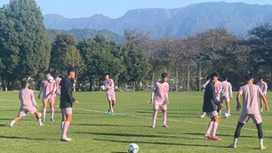 U17 Việt Nam tập buổi đầu tiên trong chuyến tập huấn Nhật Bản 