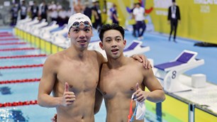 Huy Hoàng, Quang Thuấn giành “vàng”, bơi Việt Nam sắp hoàn thành chỉ tiêu tại SEA Games 33