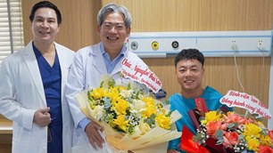 Tiền vệ Thái Sơn phẫu thuật thành công