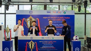 12 đội tham dự Giải bóng đá 6 người các CLB toàn quốc - khu vực miền Bắc