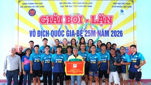  Rực rỡ những ngày tháng Tư