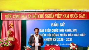 Xuân Son, Hoàng Hên lần đầu thực hiện quyền bầu cử với tư cách cử tri Việt Nam