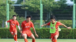 Đội tuyển Việt Nam khởi động hành trình tập huấn tại Hàn Quốc