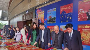 Rộn ràng Hội sách, báo Xuân Bính Ngọ 2026 ở Thanh Hóa