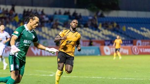 FIFA yêu cầu Thanh Hóa trả gần 8 tỉ đồng cho Rimario