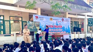 Gia Lai tuyên truyền an toàn giao thông cho thanh thiếu niên, đồng bào DTTS