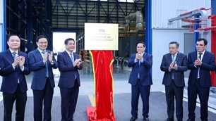 Thủ tướng khánh thành nhà máy điện LNG đầu tiên của Việt Nam 