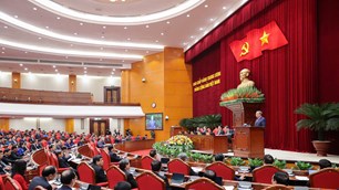 Trung ương cho ý kiến về báo cáo công tác nhân sự khóa mới