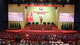 Chỉ thị 01 của Bộ Chính trị: Tiến hành ngay, đồng bộ việc học tập, quán triệt triển thực hiện Nghị quyết Đại hội Đảng