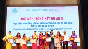 Tổng kết 5 năm thực hiện Dự án 8 thúc đẩy bình đẳng giới ở khu vực miền núi