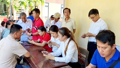 Huế đẩy mạnh chuyển đổi số trong quản lý giảm nghèo