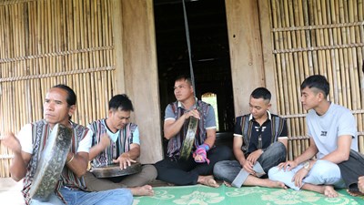 Khi tiếng chiêng ba thức giấc giữa đại ngàn Quảng Ngãi