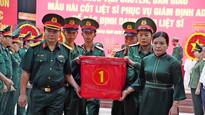 Quảng Ngãi bàn giao 2.219 mẫu sinh phẩm hài cốt liệt sĩ phục vụ giám định ADN