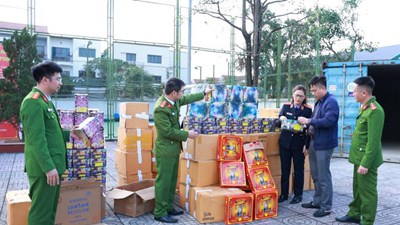 Theo dấu bưu kiện, triệt phá đường dây pháo nổ quy mô lớn