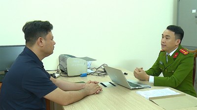 Khởi tố tài xế chặn đầu, khóa đuôi xe tại Hà Tĩnh