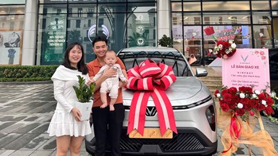 Nâng đời Limo Green, tài xế Hà Nội tiết lộ công thức “gỡ vốn” nhờ chi phí tiết kiệm