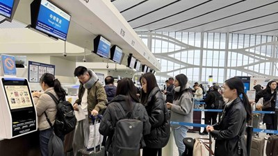 Trung Quốc lập vùng cấm bay ở Bắc Kinh và siết chặt quy định xuất nhập cảnh