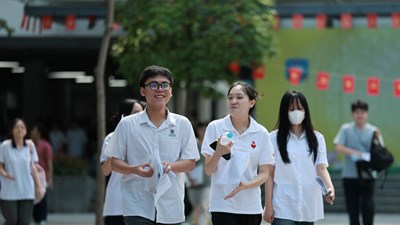Hơn 98% thí sinh đăng ký dự thi tốt nghiệp THPT theo hình thức trực tuyến 
