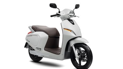 Cuối năm 2025 nên mua xe máy điện nào?