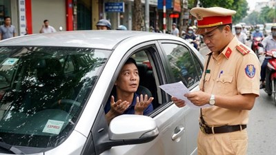 Xe ô tô hết hạn đăng kiểm 1 ngày có bị phạt không?