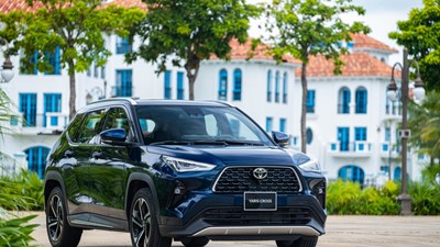 Toyota Yaris Cross: Vì sao là SUV đô thị đáng mua cuối 2025?